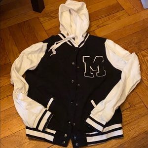 Forever 21 hooded Letterman sweatshirt jacket sz M